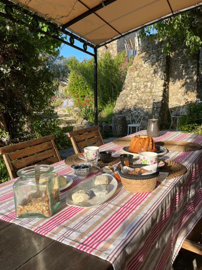 La Parenthese Du Var - Chambre D'Hotes Petits Dejeuners Inclus Et Terrasse Ombragee Saint-Antonin-du-Var Esterno foto