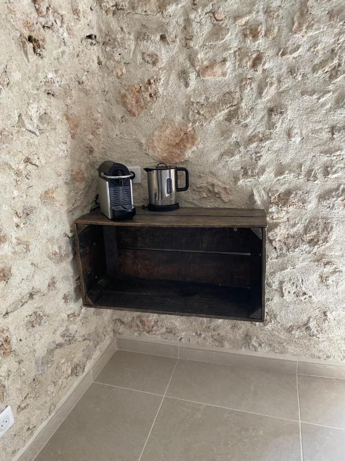 La Parenthese Du Var - Chambre D'Hotes Petits Dejeuners Inclus Et Terrasse Ombragee Saint-Antonin-du-Var Esterno foto