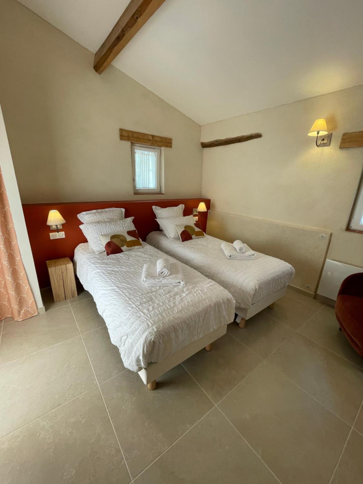 La Parenthese Du Var - Chambre D'Hotes Petits Dejeuners Inclus Et Terrasse Ombragee Saint-Antonin-du-Var Esterno foto