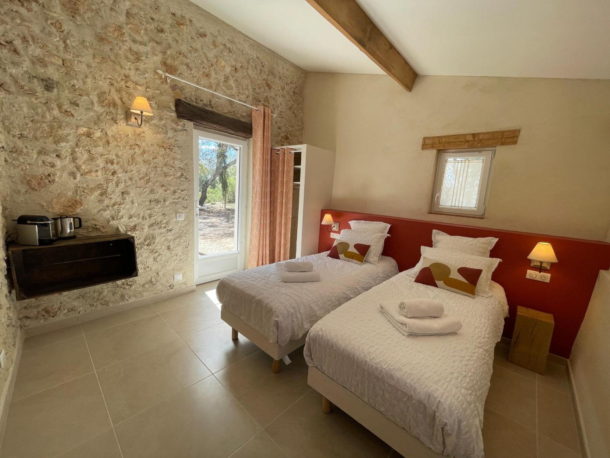 La Parenthese Du Var - Chambre D'Hotes Petits Dejeuners Inclus Et Terrasse Ombragee Saint-Antonin-du-Var Esterno foto