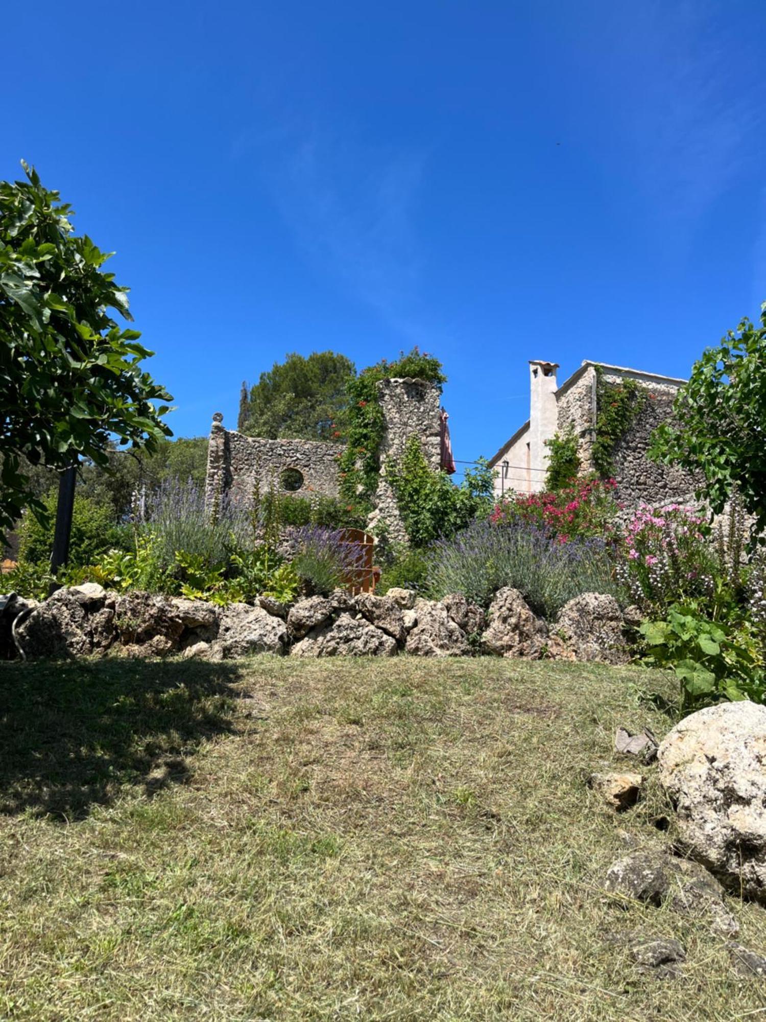 La Parenthese Du Var - Chambre D'Hotes Petits Dejeuners Inclus Et Terrasse Ombragee Saint-Antonin-du-Var Esterno foto